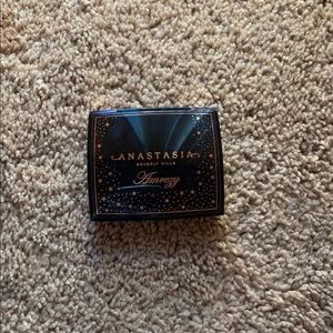 ABH Amrezy Highlighter